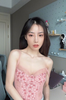 办公室舒媚的高跟鞋故事